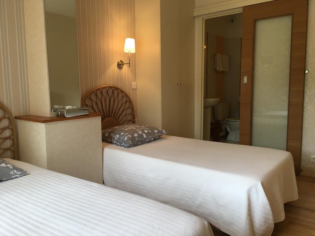 Logis Hotel Les Tilleuls Saint-Cirgues-de-Jordanne Eksteriør billede